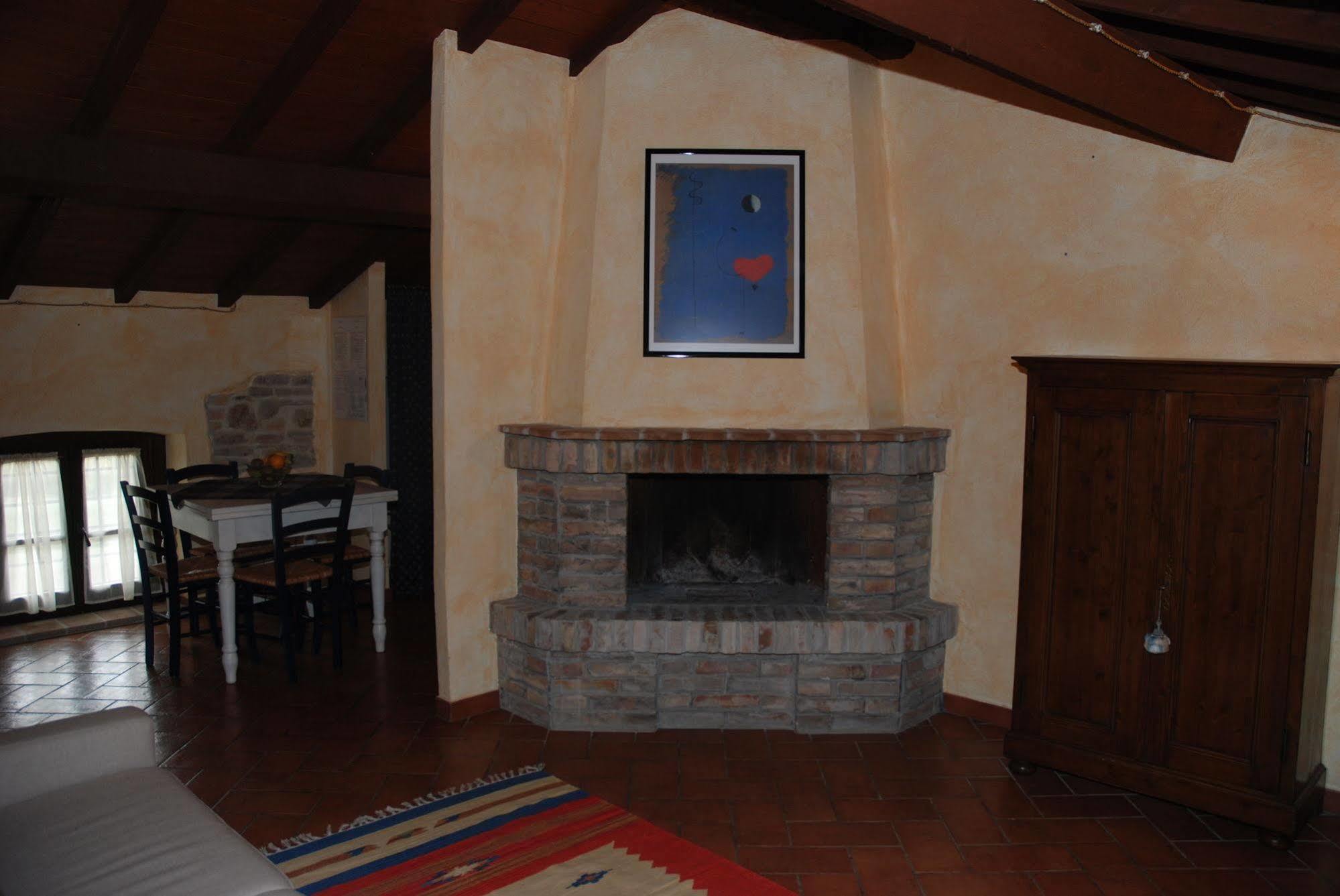 Agriturismo Goccia Di Luna Umbertide Kültér fotó